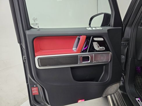 Used 2023 Mercedes-Benz G 550 image 11