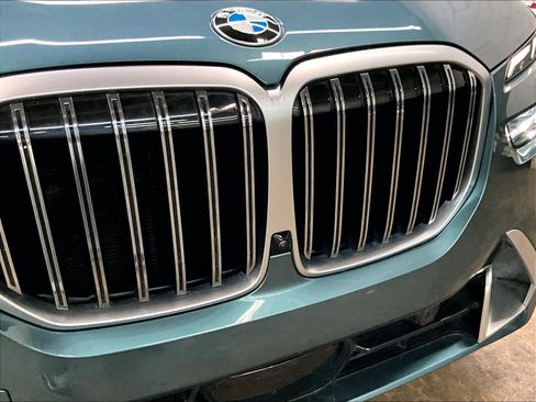 Used 2024 BMW X7 xDrive40i AWD/4WD image 33