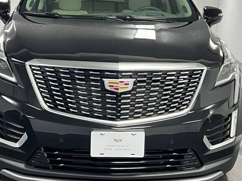 Used 2025 Cadillac XT5 Premium Luxury w/ Technology Package AWD/4WD image 9