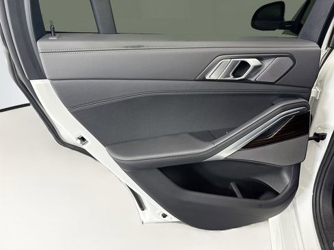 Used 2025 BMW X6 xDrive40i image 25