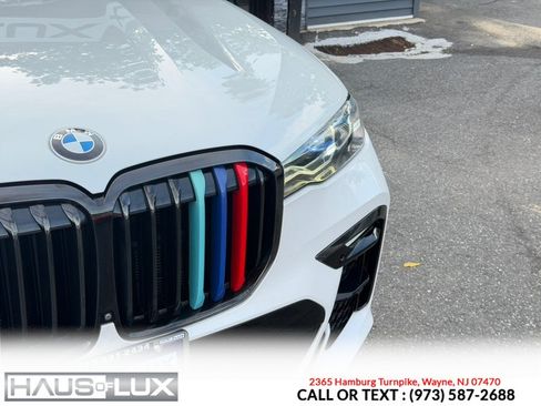 Used 2021 BMW X7 M50i AWD/4WD image 9