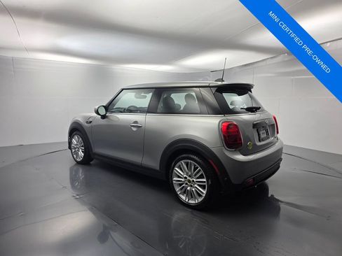 Used 2024 MINI Cooper SE FWD image 6