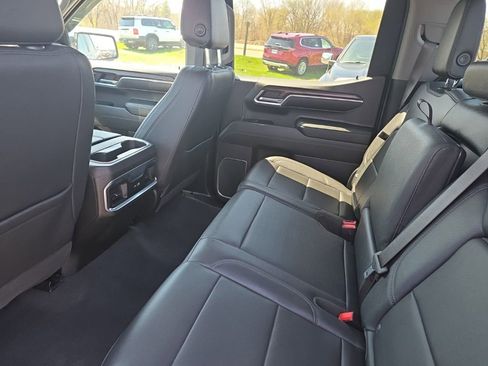 Used 2023 GMC Sierra 1500 SLT w/ SLT Premium Package AWD/4WD image 14