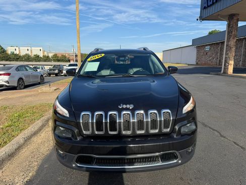 Used 2014 Jeep Cherokee Limited w/ Luxury Group FWD image 2