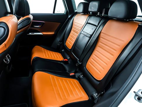 New 2026 Mercedes-Benz GLC 43 AMG 4MATIC image 8