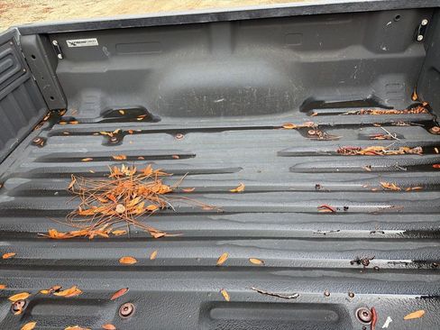 Used 2010 Ford Ranger XLT image 4