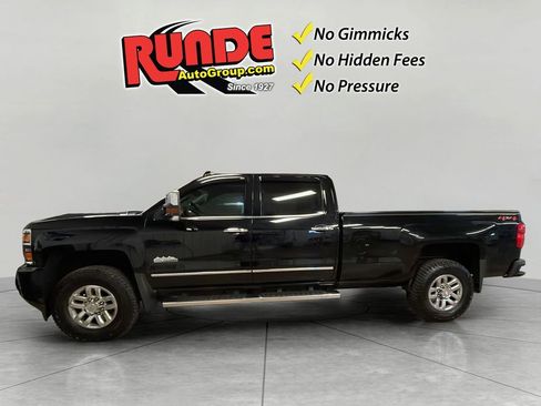 Used 2019 Chevrolet Silverado 3500 High Country w/ Duramax Plus Package AWD/4WD image 6