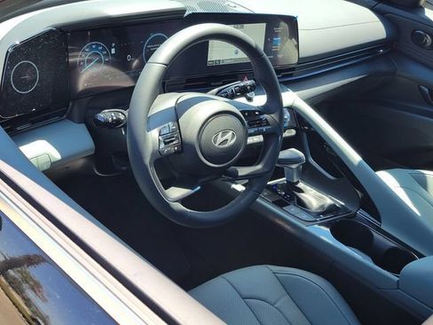 New 2026 Hyundai Elantra Limited FWD image 5