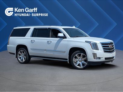 Used 2017 Cadillac Escalade ESV Luxury
