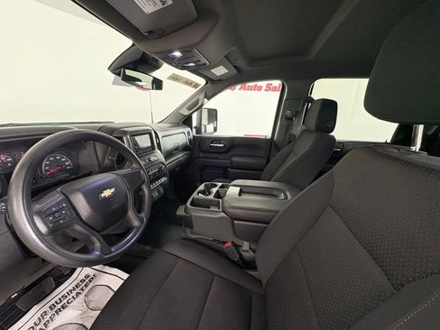 Used 2024 Chevrolet Silverado 3500 W/T AWD/4WD image 15
