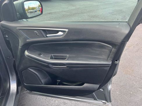 Used 2024 Ford Edge SEL AWD/4WD image 25