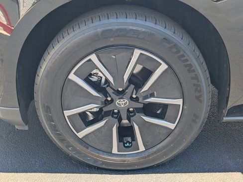 Used 2026 Toyota bZ FWD image 11