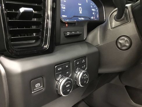 Used 2023 GMC Sierra 1500 AT4X AWD/4WD image 11