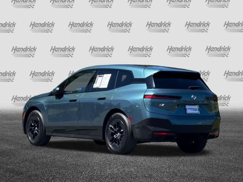Used 2024 BMW iX xDrive50 AWD/4WD image 7