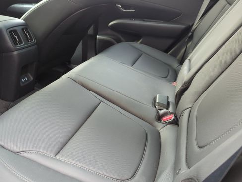 Certified 2025 Hyundai Tucson SEL AWD/4WD image 16