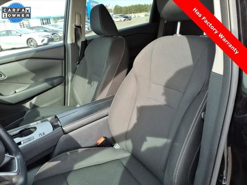 Used 2024 Nissan Rogue S image 14