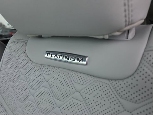 Used 2025 Ford Explorer Platinum w/ LUX Leather Package image 23