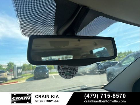 Used 2015 Dodge Journey American Value Package w/ Flexible Seating Group FWD image 27