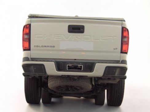 Used 2022 Chevrolet Colorado LT w/ Fleet Safety Package RWD image 8