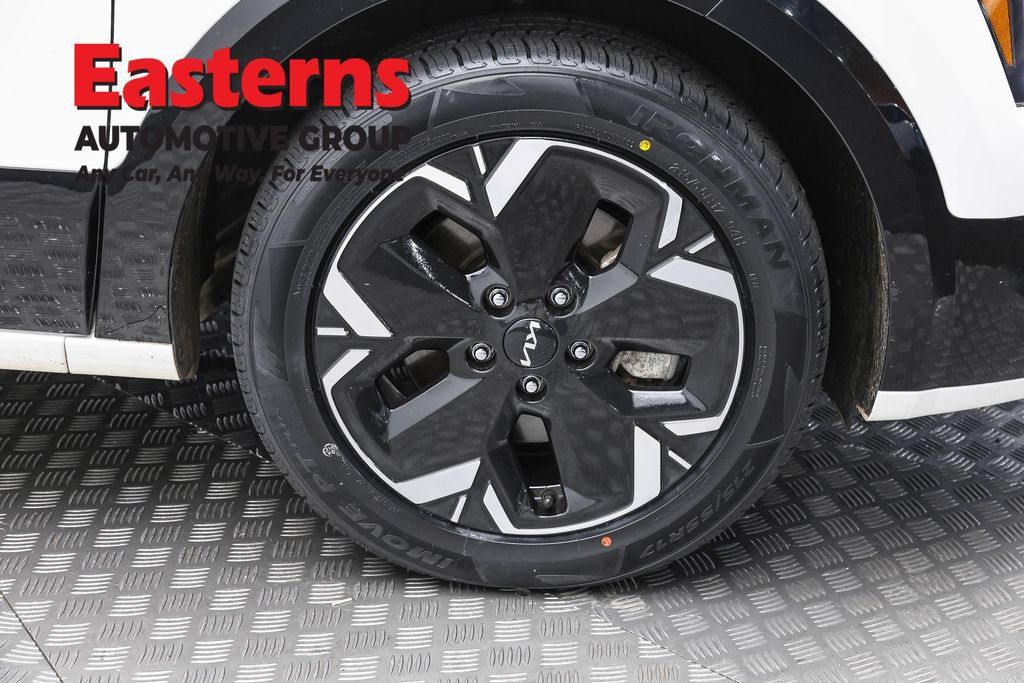 Used 2024 Kia Niro Wind w/ Wind Preserve Package FWD image 30