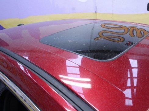 Used 2019 Ford Taurus Limited image 2