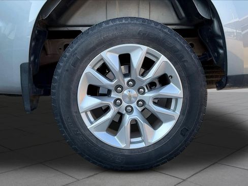 Used 2024 Chevrolet Silverado 1500 Custom image 12