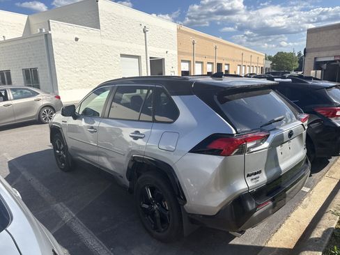 Used 2020 Toyota RAV4 XSE w/ Protection Package AWD/4WD image 45