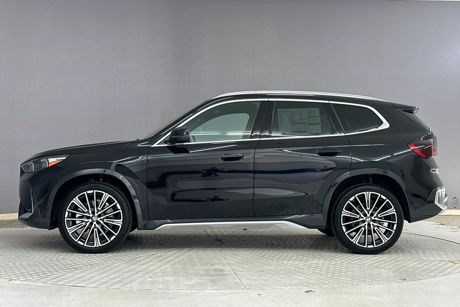 New 2026 BMW X1 xDrive28i w/ Convenience Package AWD/4WD image 2