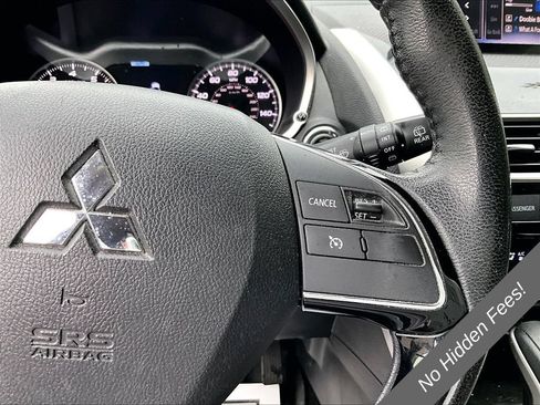 Used 2019 Mitsubishi Eclipse Cross SE AWD/4WD image 17
