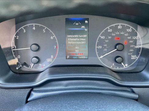 Used 2025 Toyota Corolla SE FWD image 24