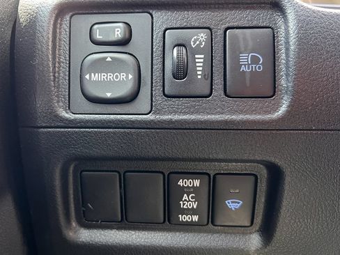 Used 2024 Toyota 4Runner TRD Off-Road Premium w/ Moonroof Package AWD/4WD image 27