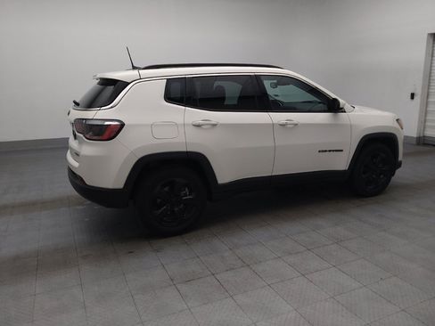 Used 2021 Jeep Compass Latitude FWD image 10