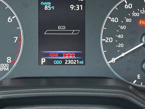 Used 2024 Toyota Corolla SE FWD image 29