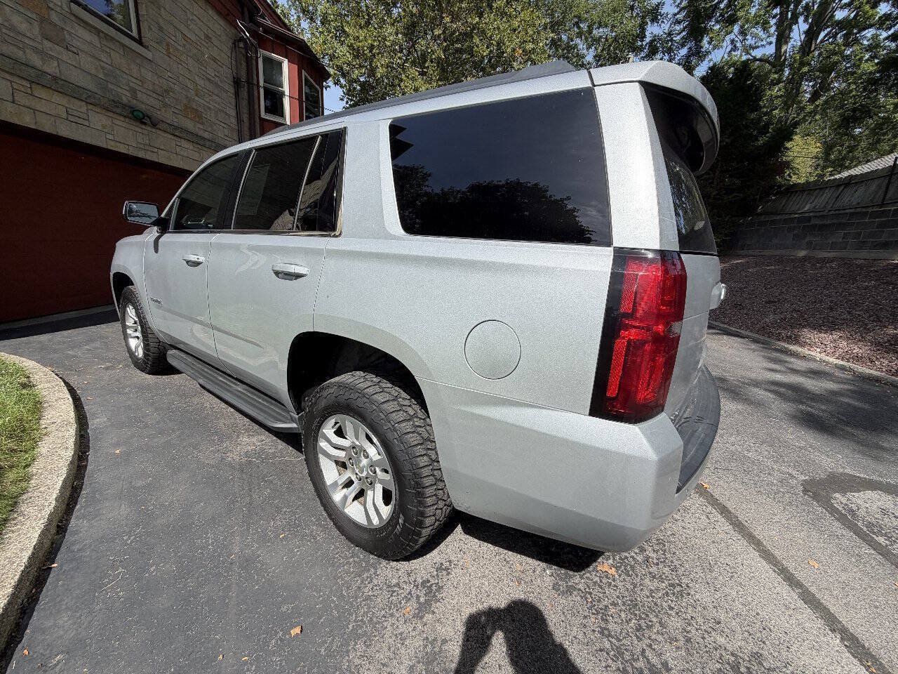 Used 2018 Chevrolet Tahoe LS w/ Skid Plate Package AWD/4WD image 10