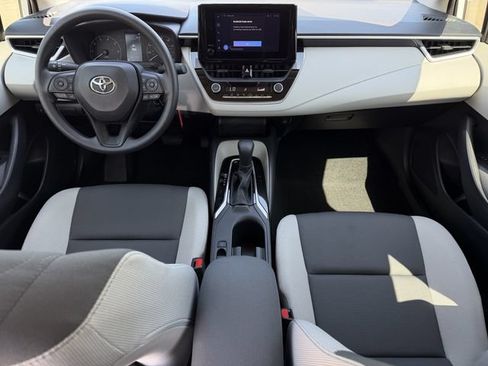 Certified 2025 Toyota Corolla LE FWD image 10