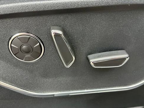 Used 2024 Ford F150 Platinum w/ Equipment Group 702A High AWD/4WD image 34