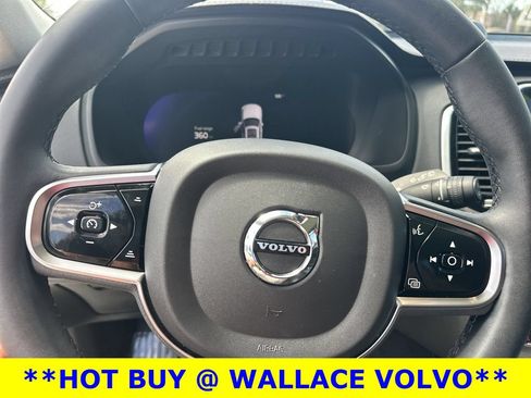 Used 2023 Volvo XC90 B6 Ultimate w/ Lounge Package AWD/4WD image 16