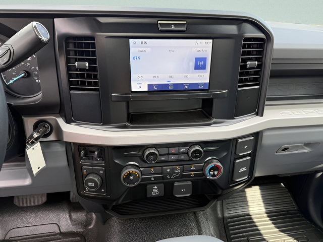 New 2026 Ford F250 XL w/ FX4 Off-Road Package AWD/4WD image 8