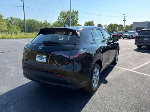 Used 2024 Honda HR-V LX image 6