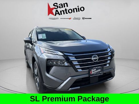 Used 2024 Nissan Rogue SL w/ SL Premium Package FWD image 3
