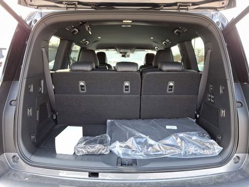 New 2025 Nissan Armada PRO-4X image 20