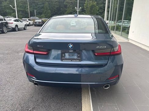 Used 2025 BMW 330i xDrive Sedan w/ Convenience Package image 8
