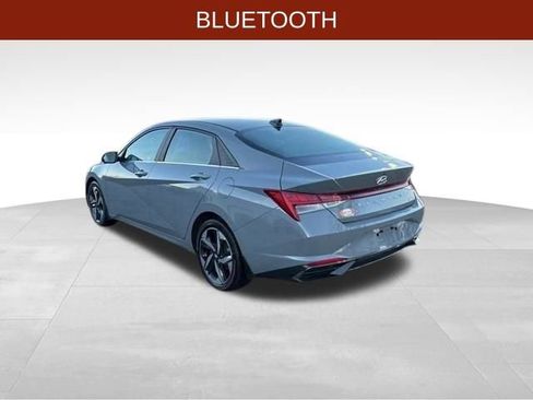 Used 2022 Hyundai Elantra Limited image 5