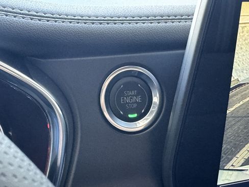 New 2025 Chevrolet Blazer LT w/ Midnight/Sport Edition image 23