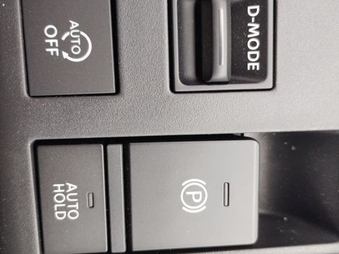 New 2026 Nissan Sentra SR w/ Floor Mat Package FWD image 25