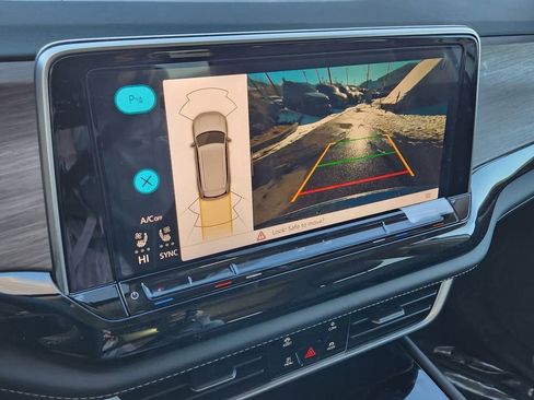 New 2026 Volkswagen Atlas SEL AWD/4WD image 9