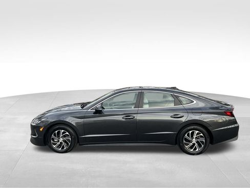 Used 2022 Hyundai Sonata Blue image 2