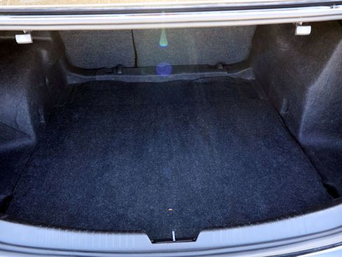 Used 2025 Chevrolet Malibu LT image 16