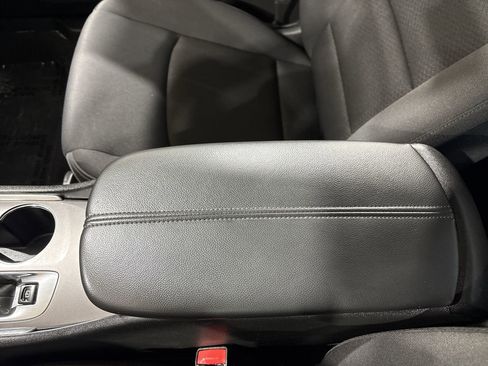 Used 2023 Chevrolet Malibu LT image 21