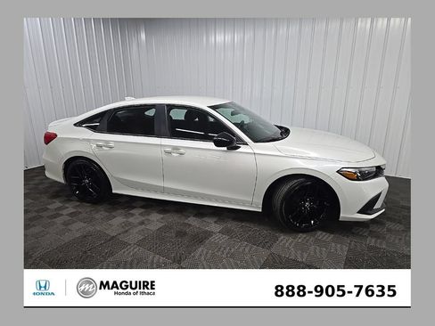 Used 2023 Honda Civic Sport image 1